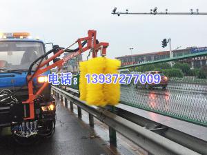 護欄清洗車